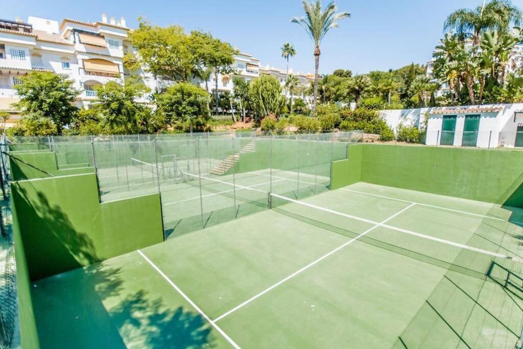 Cozy Apartament In Golden Mile Marbella Exteriör bild